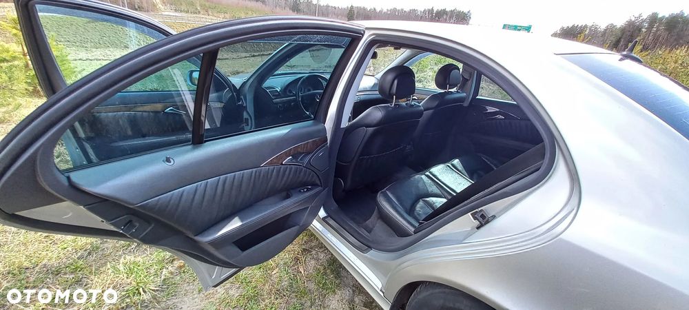 Mercedes-Benz Klasa E 200 Kompressor Automatik Avantgarde - 25