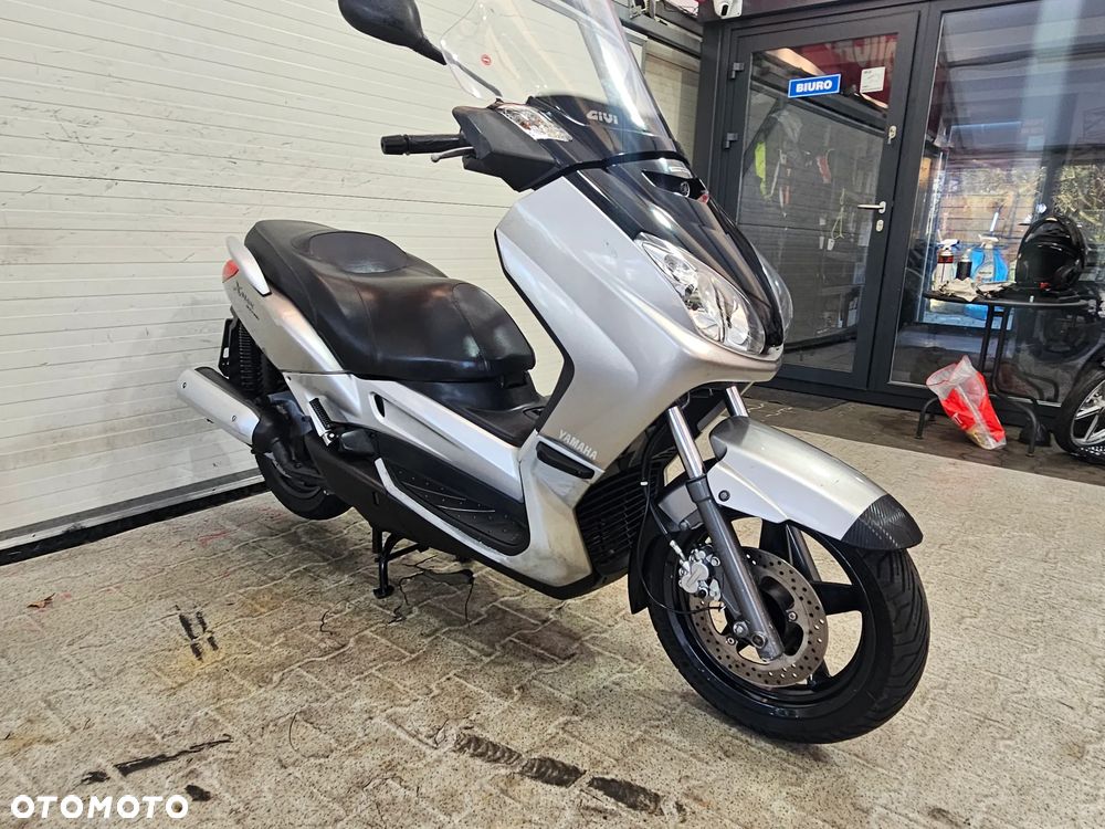Yamaha X-max - 6