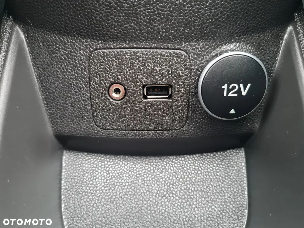 Ford Fiesta 1.25 SYNC Edition - 25