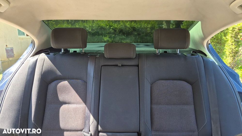 Volkswagen Passat 2.0 TDI DSG Comfortline - 6