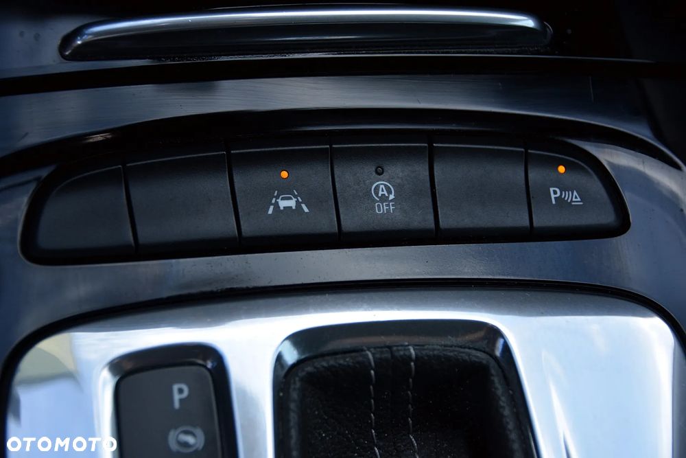 Opel Insignia 2.0 CDTI Business Edition S&S - 29