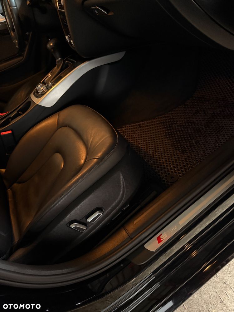 Audi A4 Limousine - 12