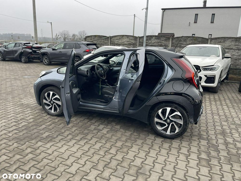 Toyota Aygo X 1.0 VVT-i Selection CVT - 4