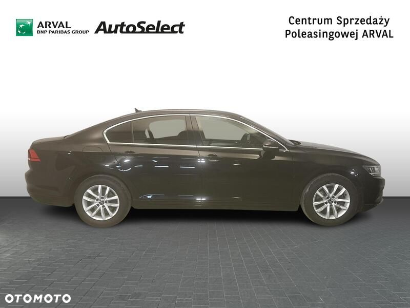 Volkswagen Passat - 7