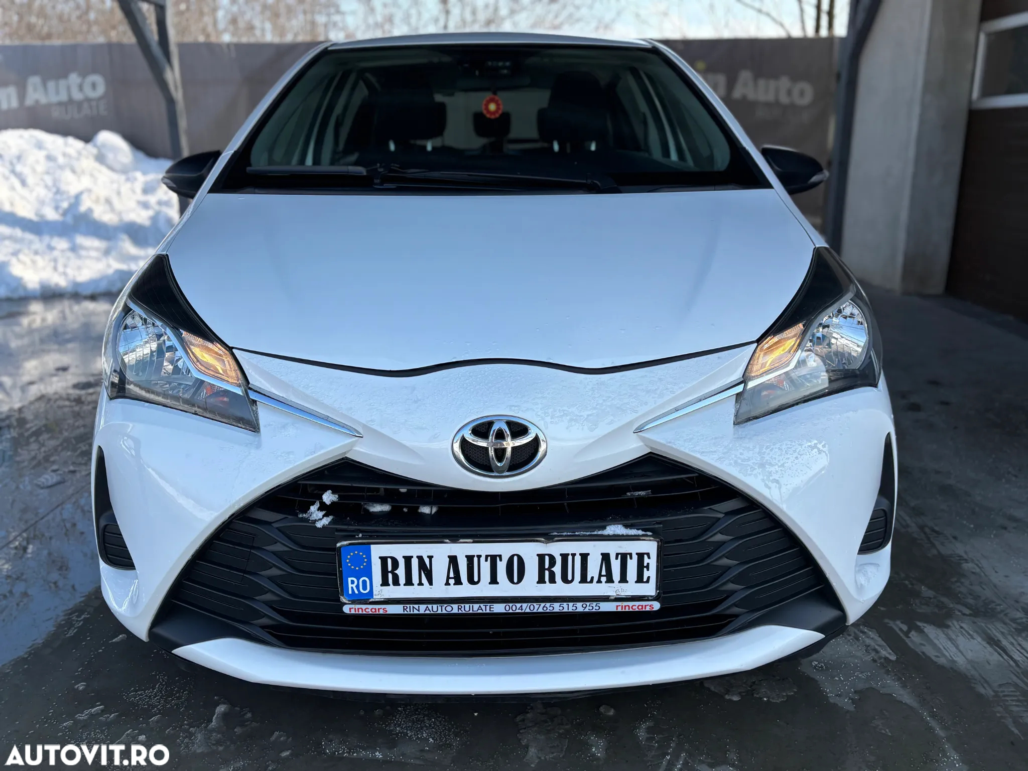 Toyota Yaris 1.0 L VVT-i Terra - 3