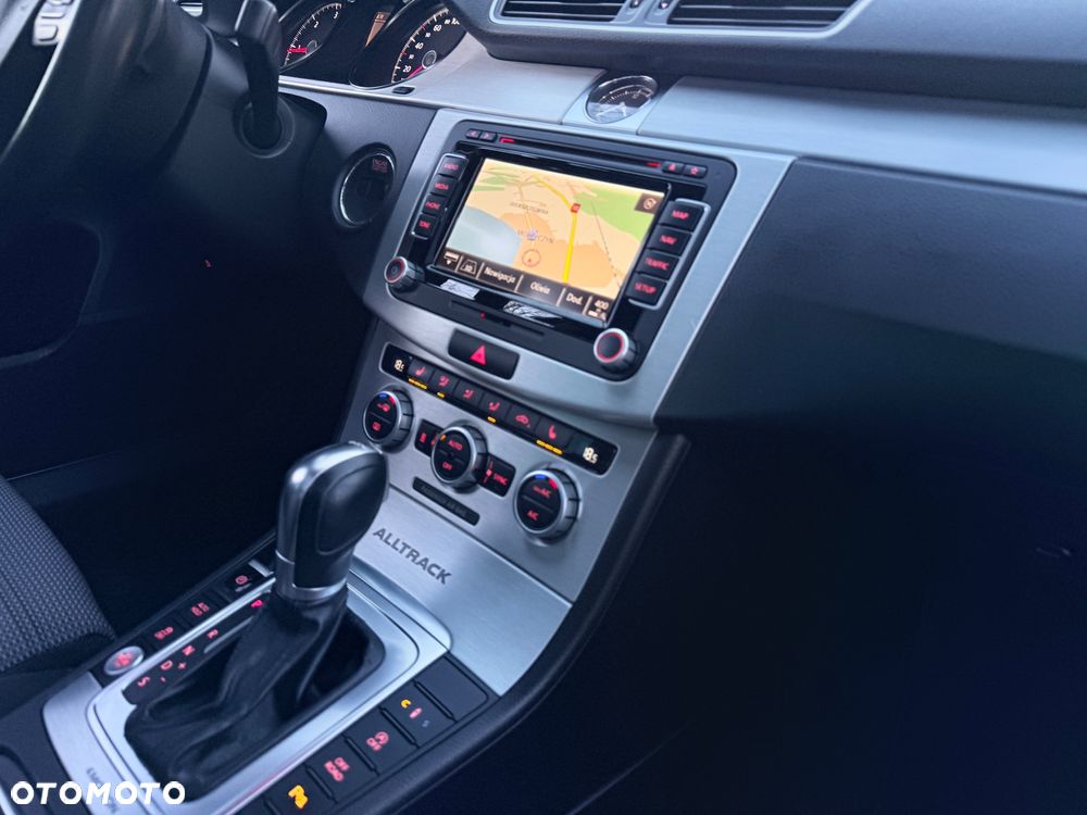 Volkswagen Passat Alltrack 2.0 TDI 4Mot DSG - 18