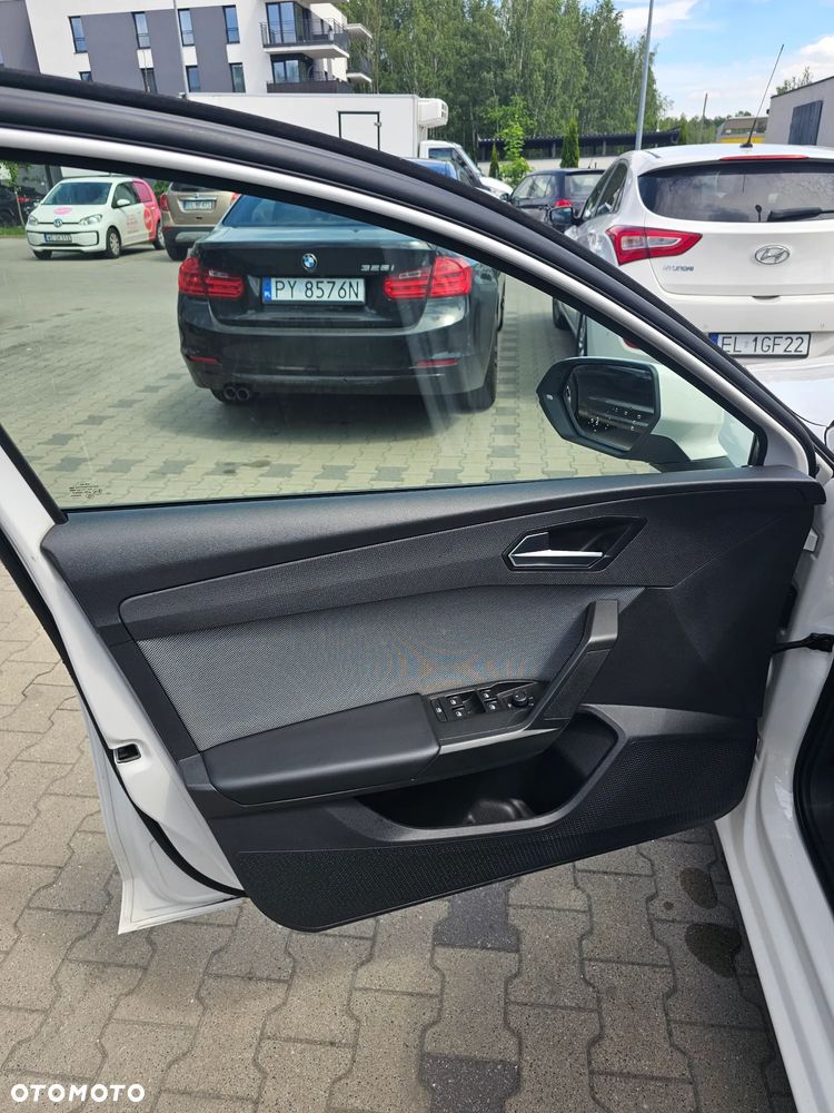 Seat Leon 1.0 eTSI Style DSG - 5