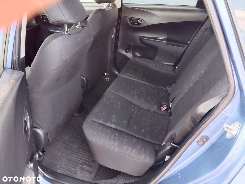 Toyota Verso S 1.4 D-4D - 10