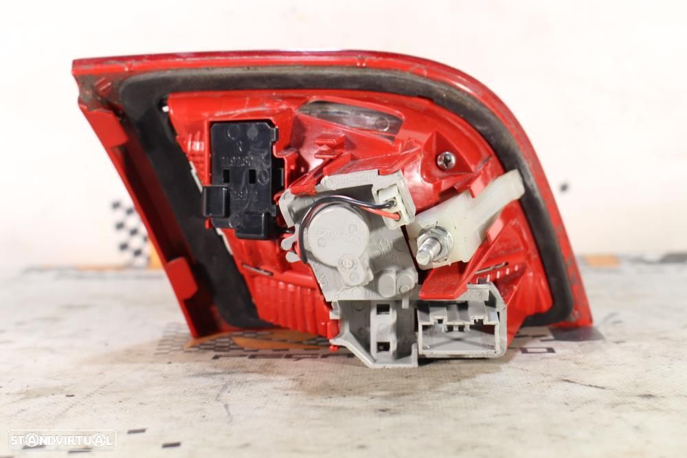 Farolim Direito Audi A3 Sportback (8Pa)  8P4945094d / Mala Passageiro - 5