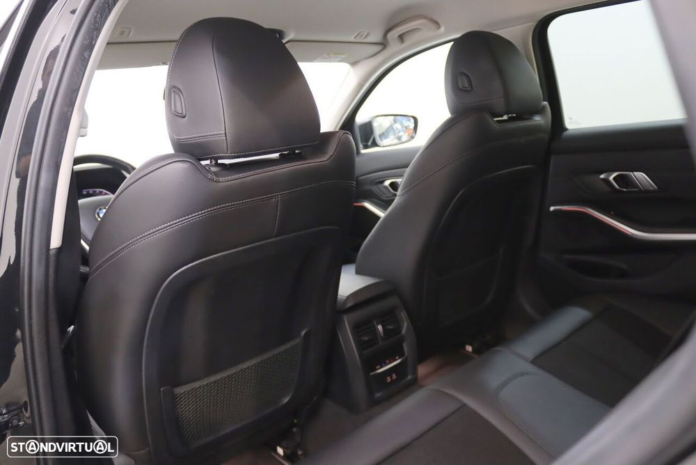 BMW 318 d Line Sport Auto - 8