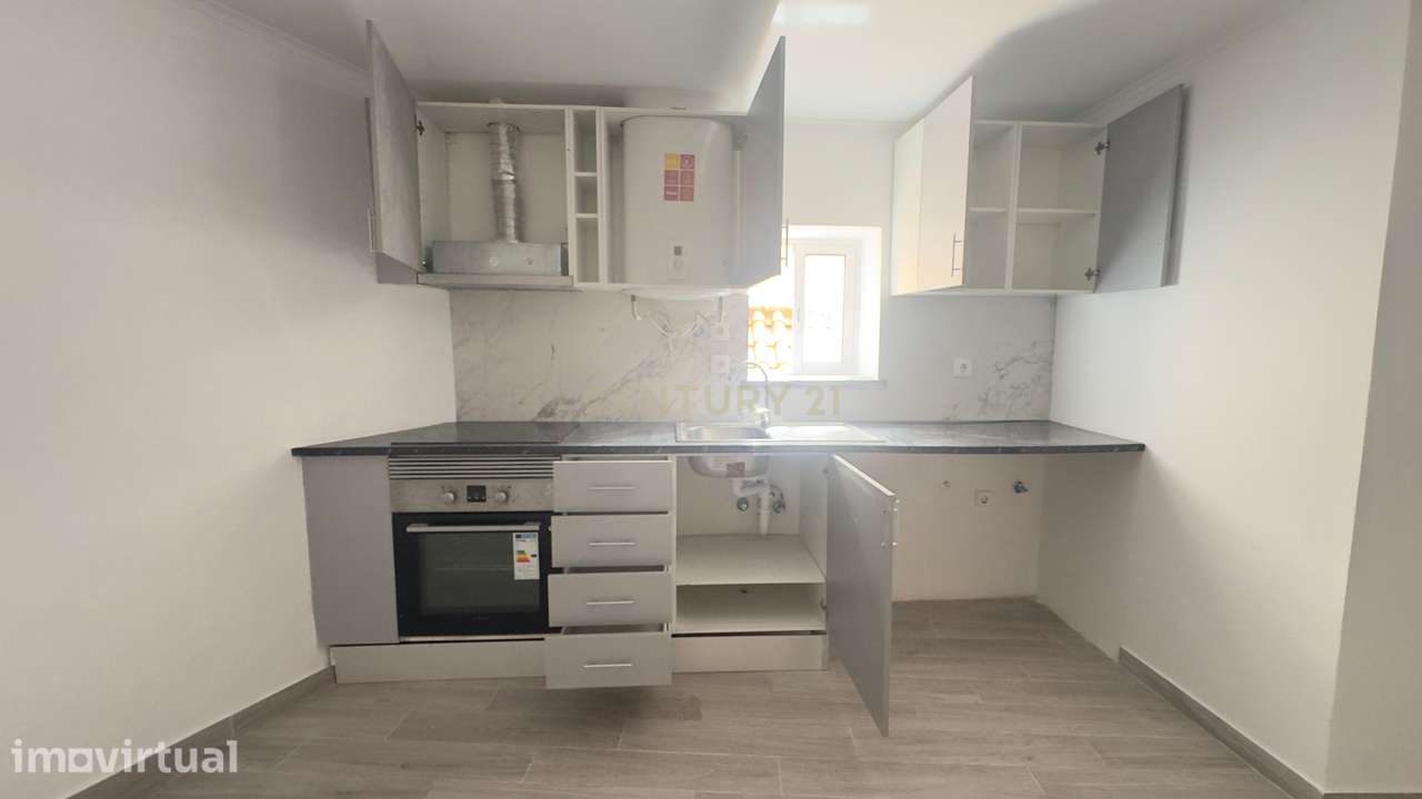 T1 totalmente remodelado no Rio Seco, Ajuda – Lisboa - Grande imagem: 4/19