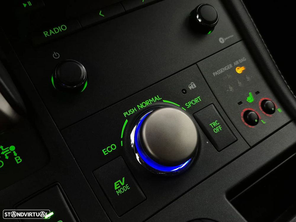 Lexus CT 200h F Sport+ - 25