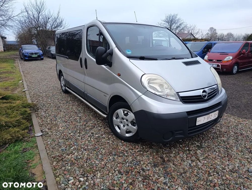 Opel Vivaro - 21