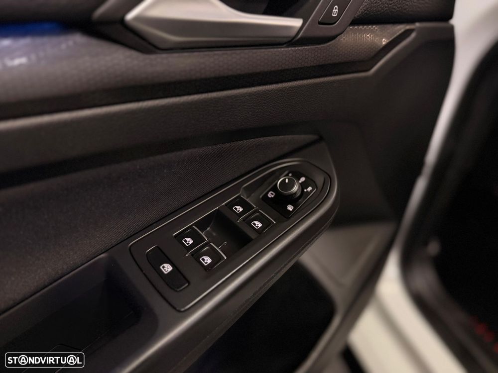 VW Golf 2.0 TSI GTI Clubsport DSG - 32