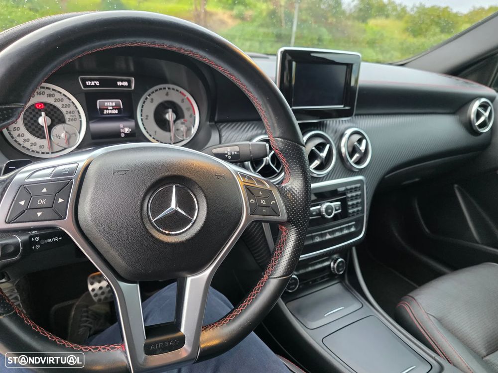 Mercedes-Benz A 200 CDI (BlueEFFICIENCY) 7G-DCT AMG Sport - 7