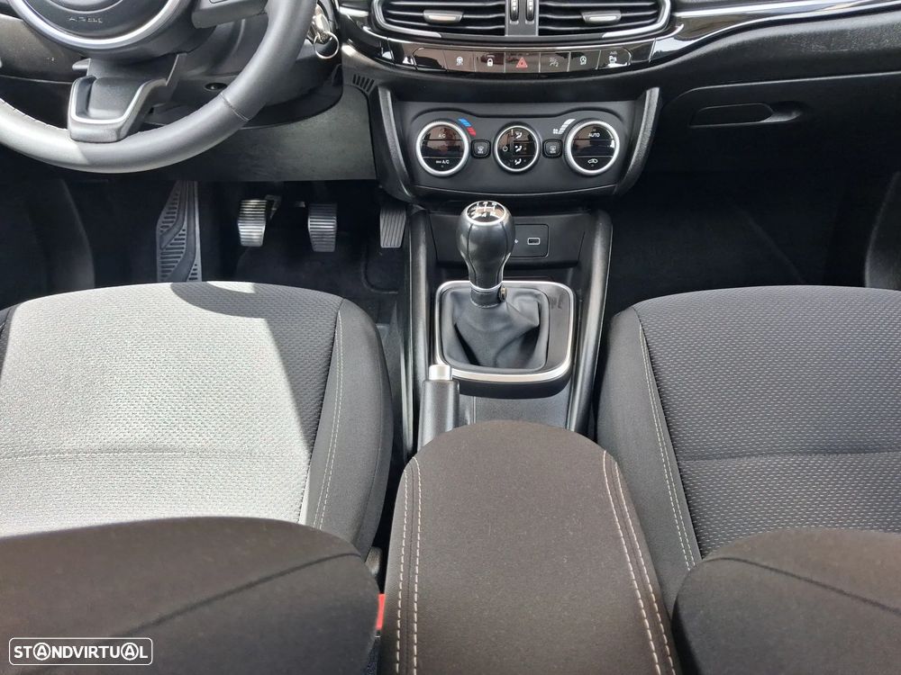 Fiat Tipo 1.3 MultiJet Life - 26