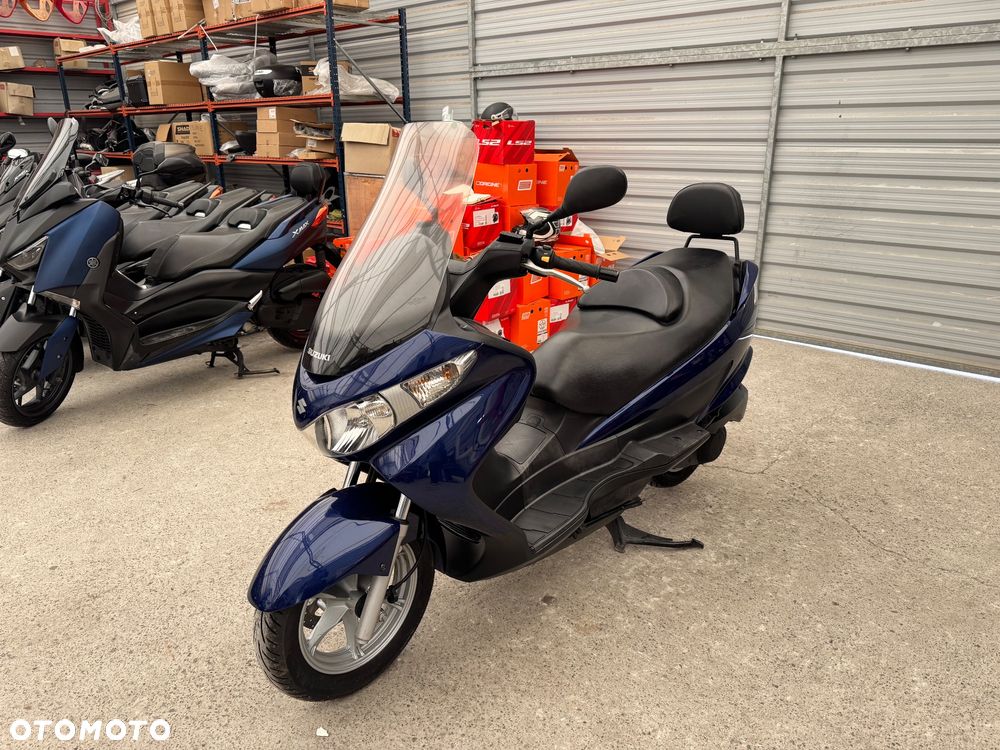 Suzuki Burgman - 3