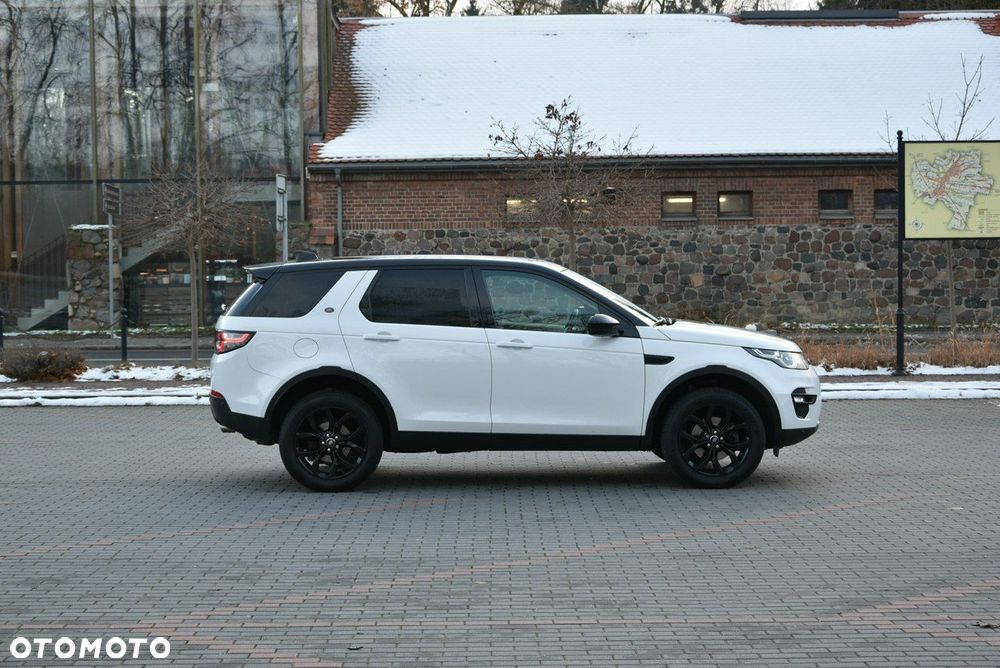 Land Rover Discovery Sport - 8