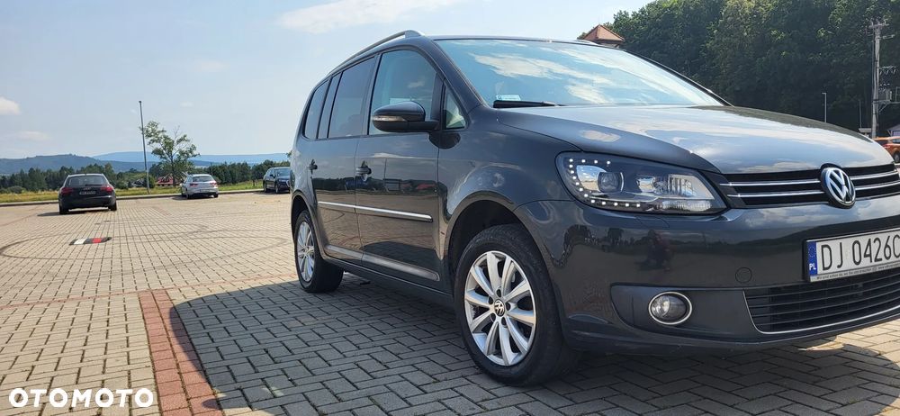 Volkswagen Touran 2.0 TDI DPF BlueMotion Technology Comfortline - 12