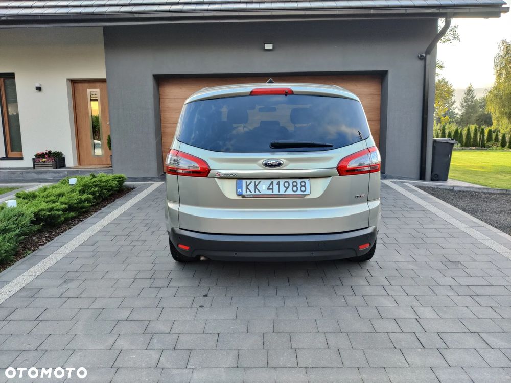 Ford S-Max 2.0 TDCi DPF Titanium MPS6 - 11