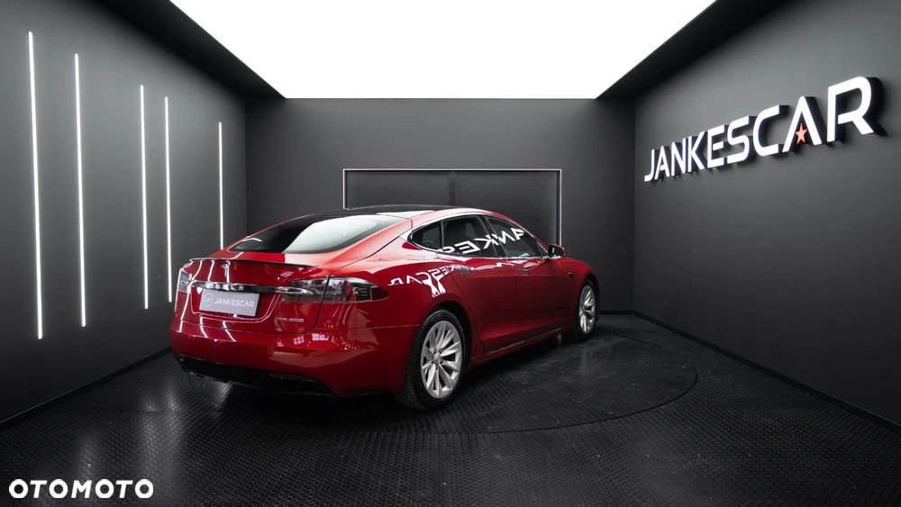 Tesla Model S Performance - 6