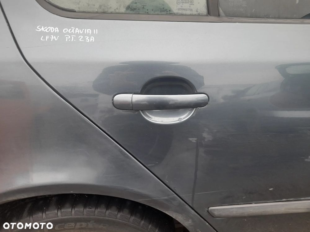 SKODA OCTAVIA II DRZWI PRAWY TYŁ PRAWE TYLNE LF7V 9901 - 3