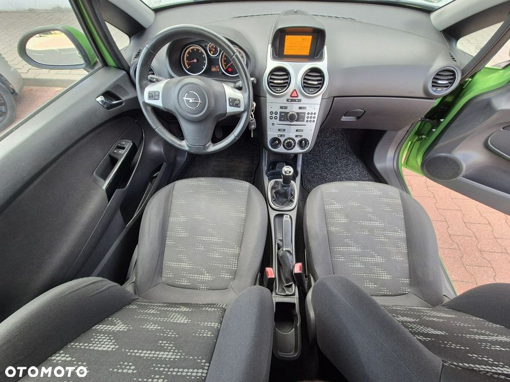 Opel Corsa - 8