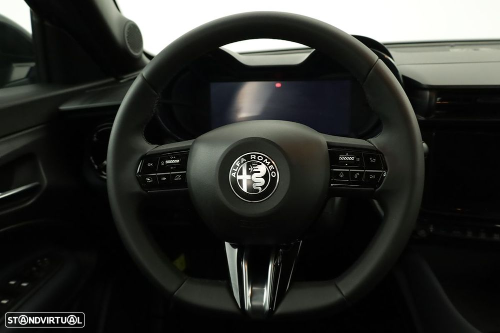 Alfa Romeo Junior Elletrica 50 kWh - 15