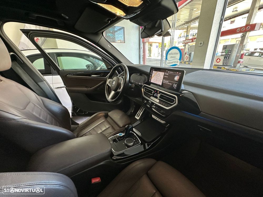 BMW iX3 M Sport Impressive - 17