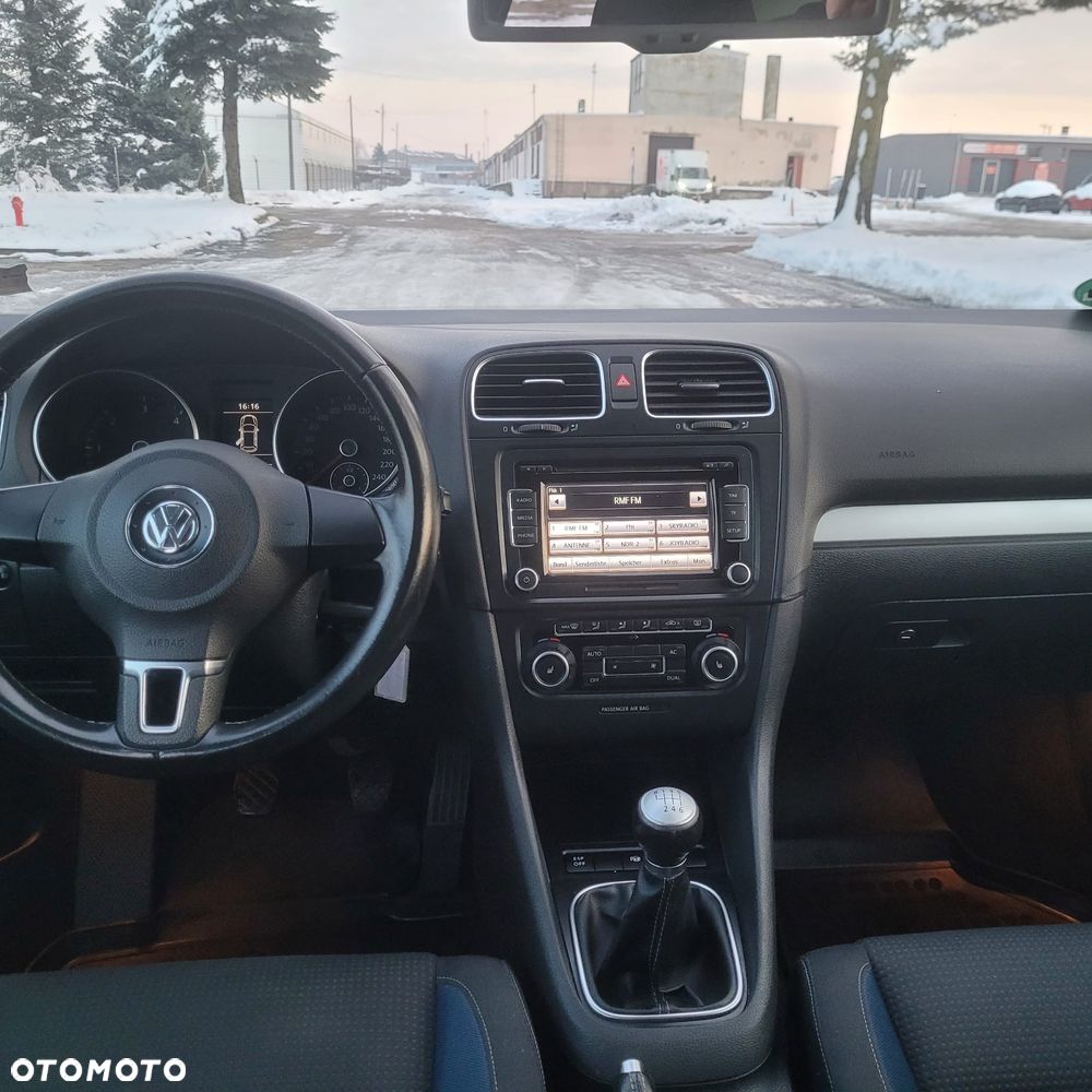 Volkswagen Golf - 19