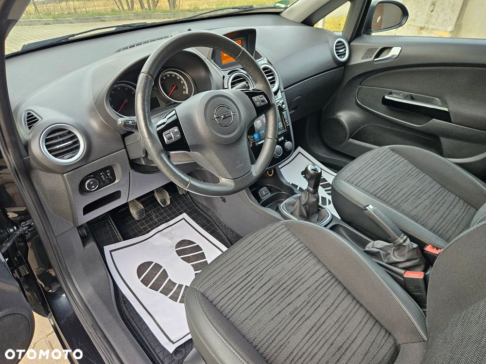 Opel Corsa 1.4 16V Active - 9