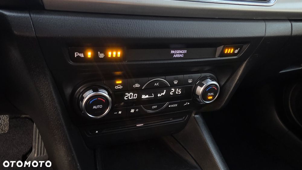 Mazda 3 SKYACTIV-G 120 Sports-Line - 29
