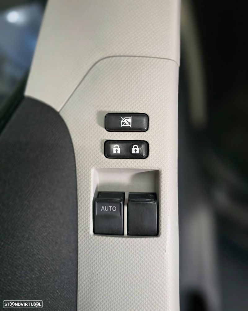 Toyota Yaris 1.4 D-4D AC - 4