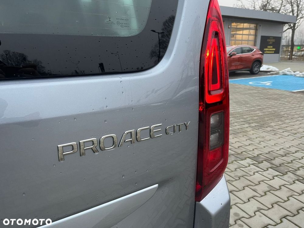 Toyota Proace City Verso 1.5 D-4D Business - 30