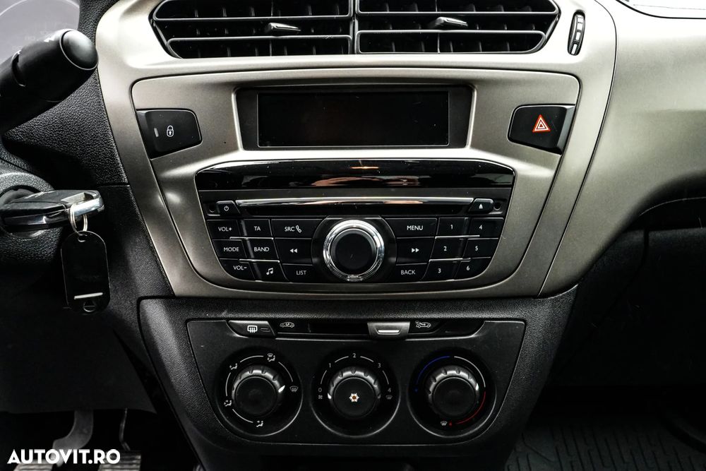 Peugeot 301 1.2 PureTech Allure - 20