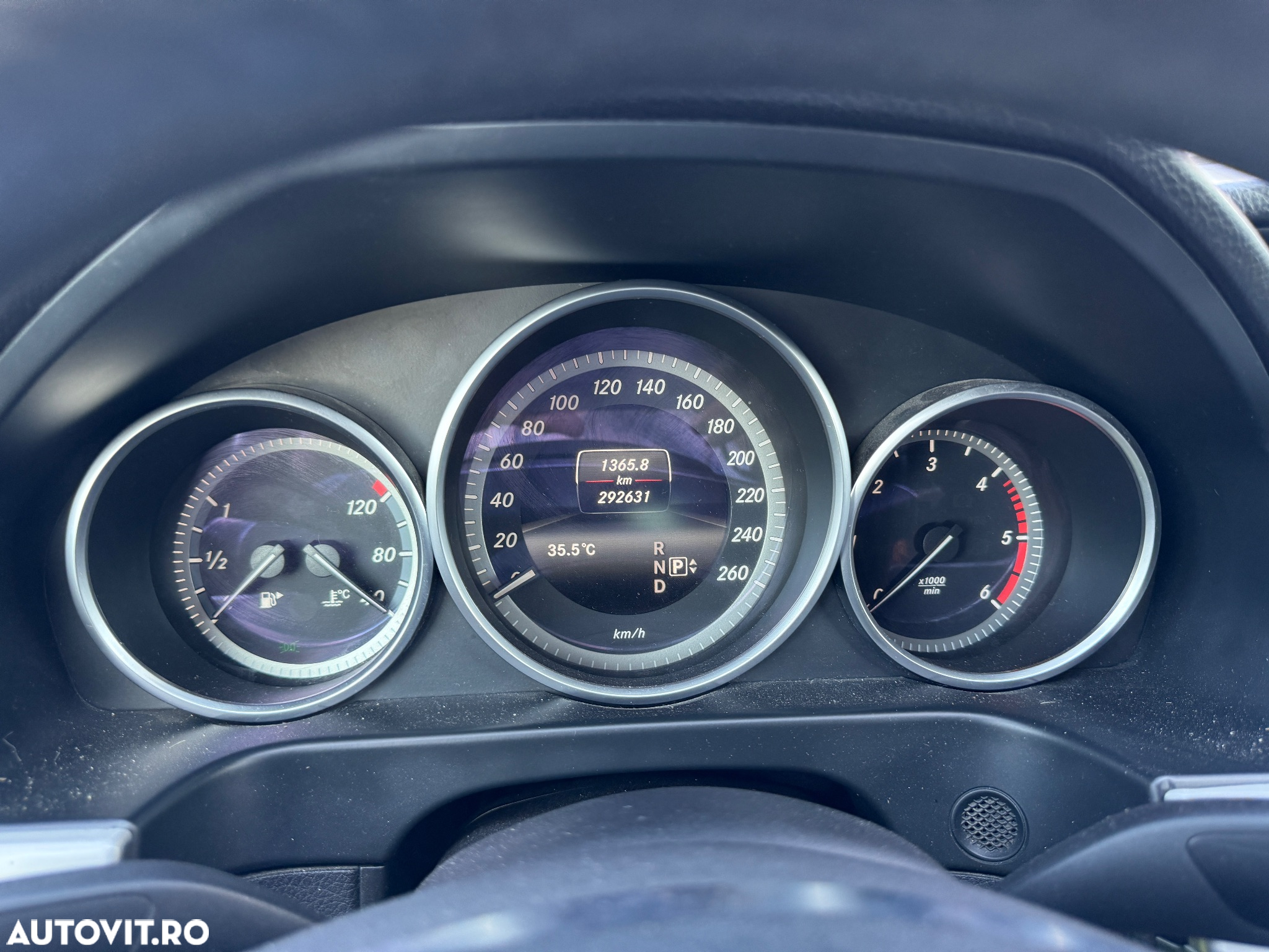 Mercedes-Benz E 200 CDI DPF BlueEFFICIENCY 7G-TRONIC - 7
