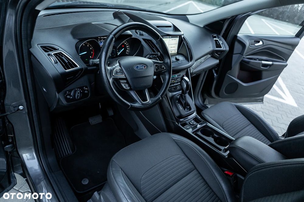 Ford Kuga - 23