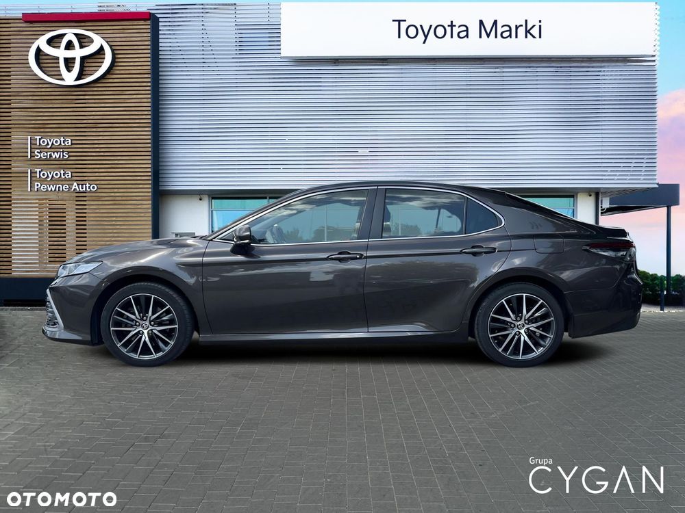 Toyota Camry 2.5 Hybrid Prestige CVT - 2