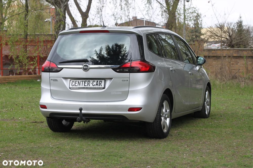 Opel Zafira - 9
