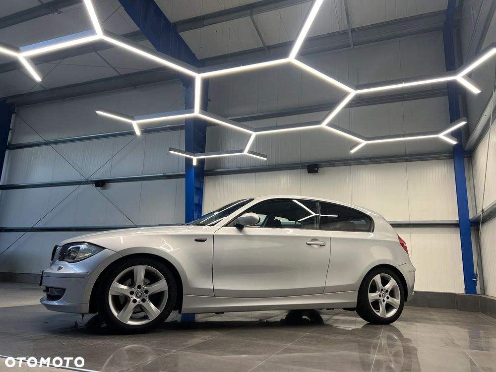 BMW Seria 1 118d DPF - 3