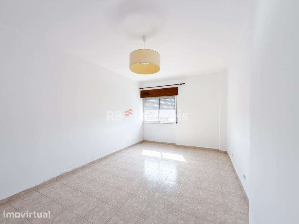 Apartamento T3 c/ varanda, em Alferrarede, Abrabtes - Grande imagem: 2/45