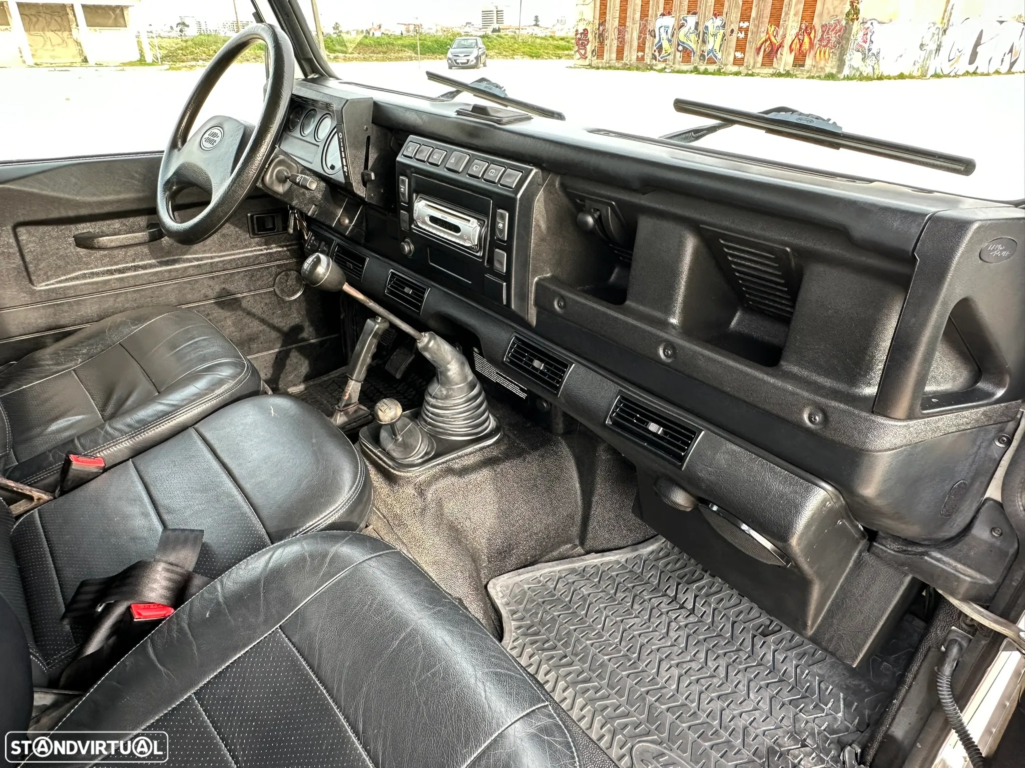 Land Rover Defender 90 SW 2.5 Td5 SE - 23