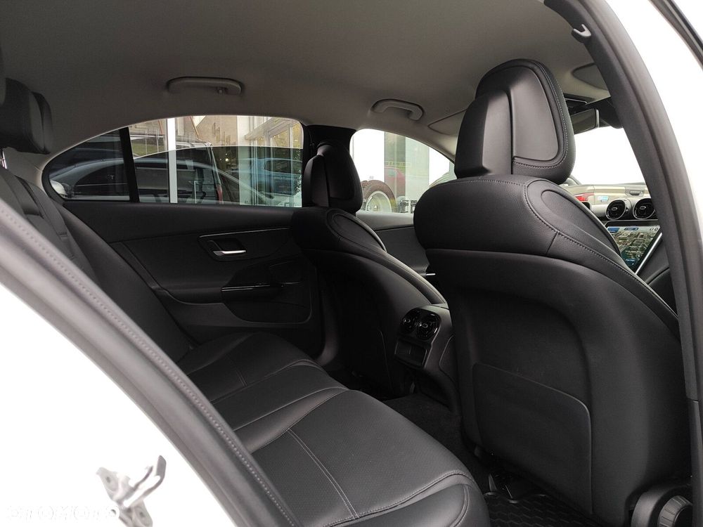 Mercedes-Benz Klasa C - 16