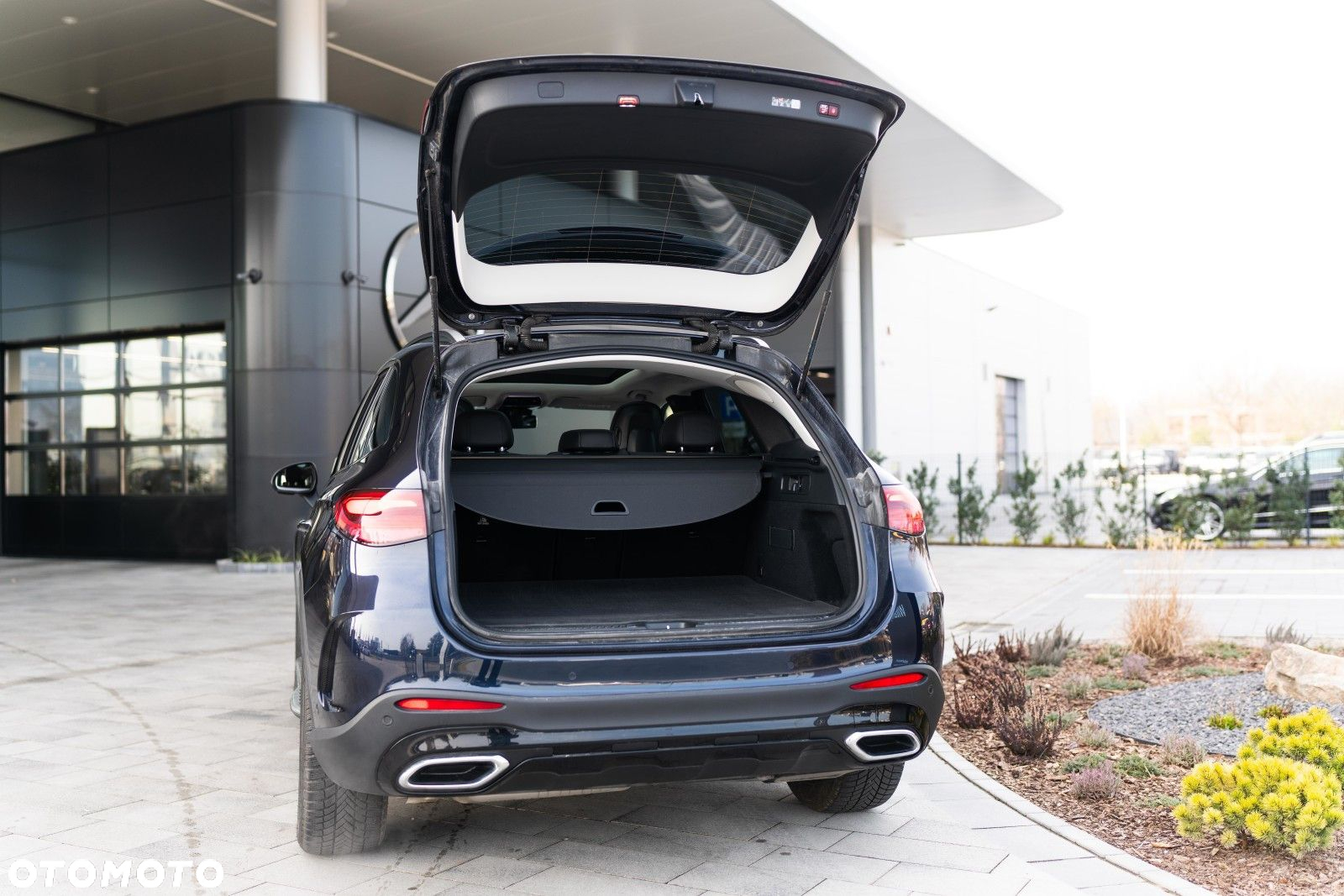 Mercedes-Benz GLC - 27