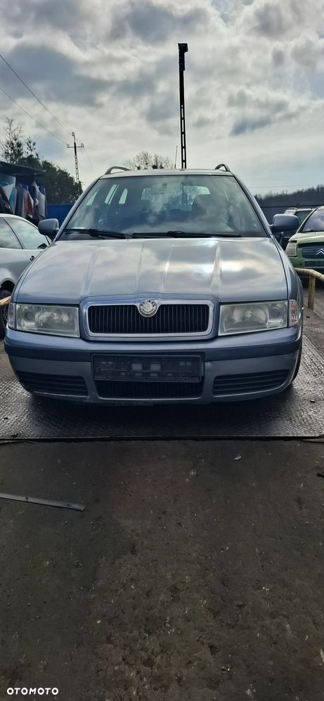 Skoda Octavia 1,9 na części - 1