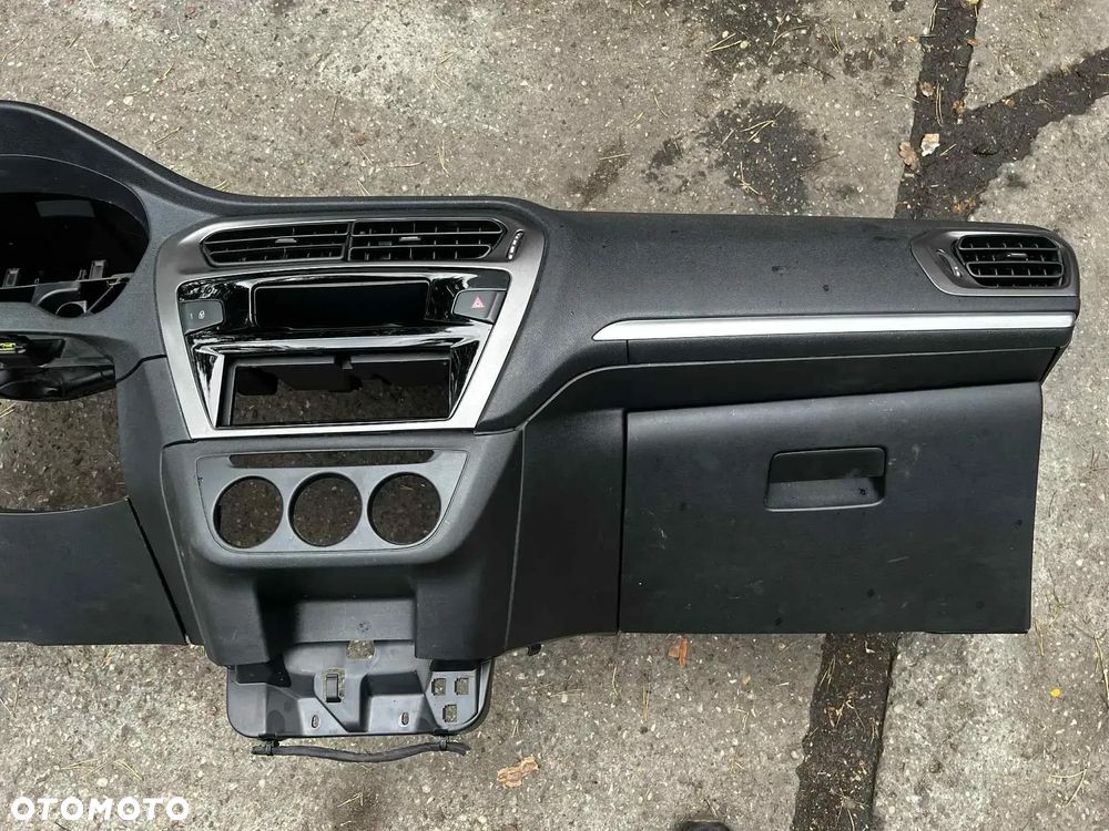Peugeot 301 - DESKA rozdzielcza KOKPIT - (3x) PODUSZKI Airbag - (2x) PASY Bezpieczeństwa - 3