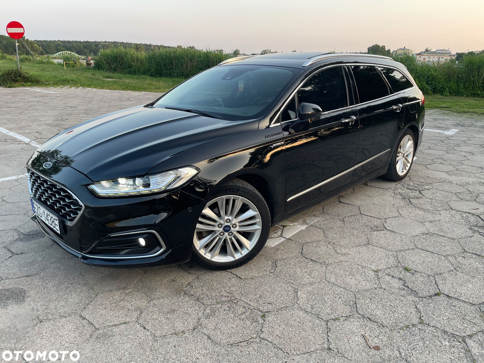 Ford Mondeo Vignale 2.0 Hybrid - 7