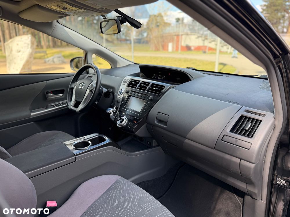 Toyota Prius+ (Hybrid) Executive - 21