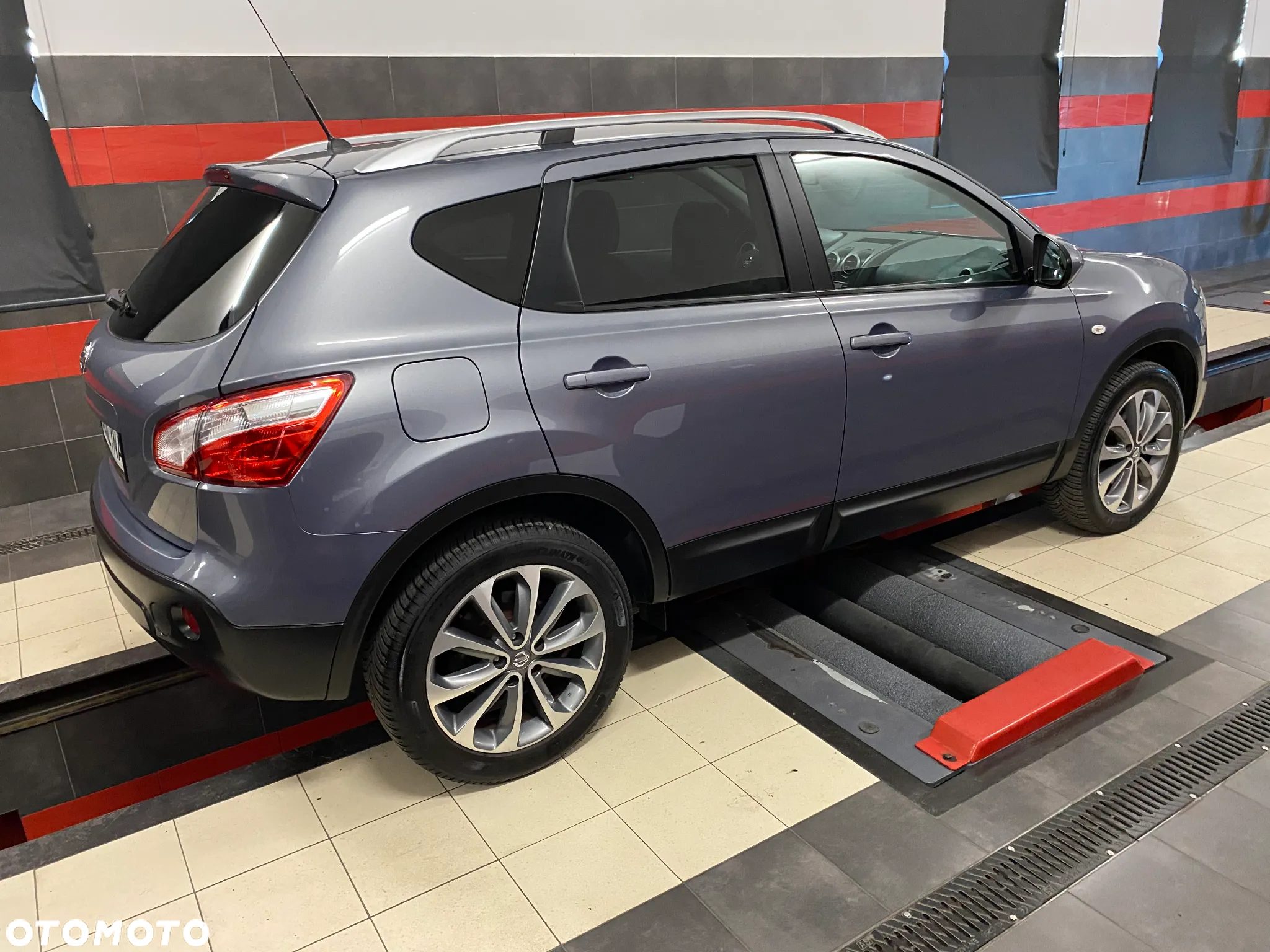 Nissan Qashqai 2.0 4 x 4 CVT tekna - 9