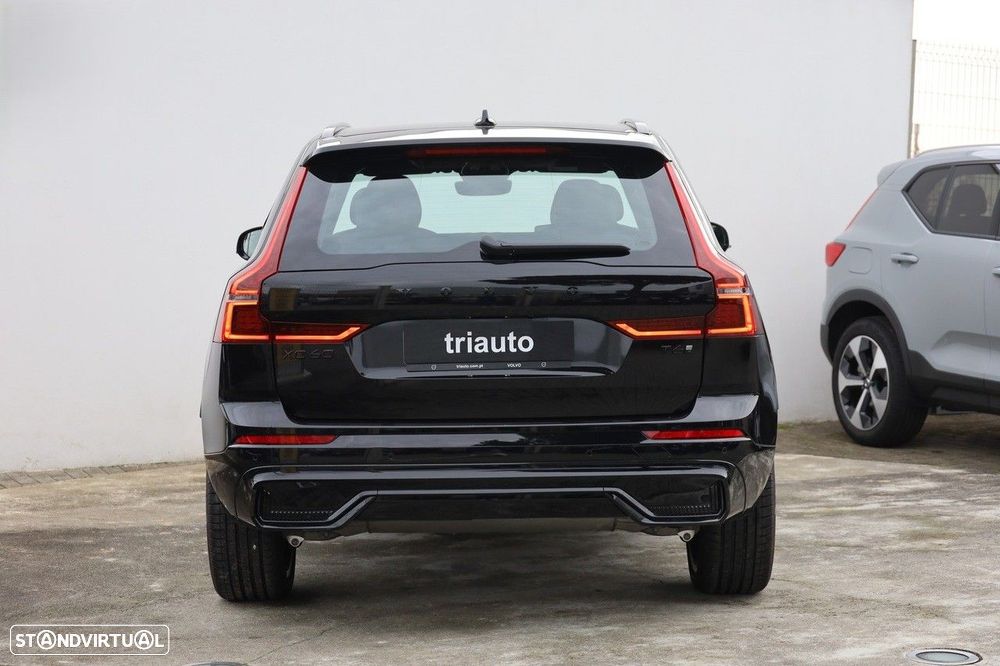 Volvo XC 60 2.0 T6 PHEV Black Edition AWD - 4